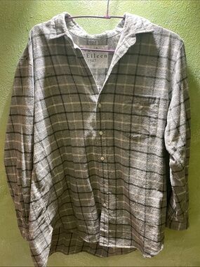 Eileen 1947 Gray Plaid Button-Up Shirt